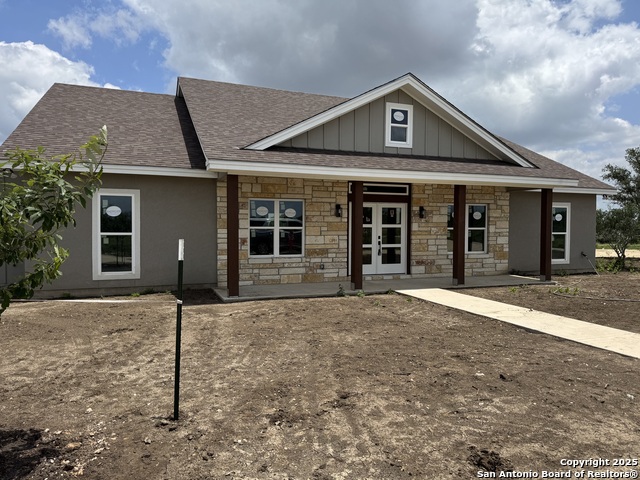 61 Friendship Hills, Uvalde, Texas image 1