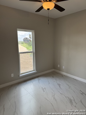 61 Friendship Hills, Uvalde, Texas image 7