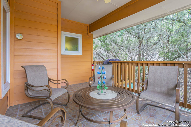 1024 Summit Blf, Canyon Lake, Texas image 10