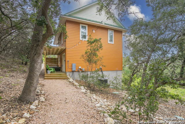 1024 Summit Blf, Canyon Lake, Texas image 22