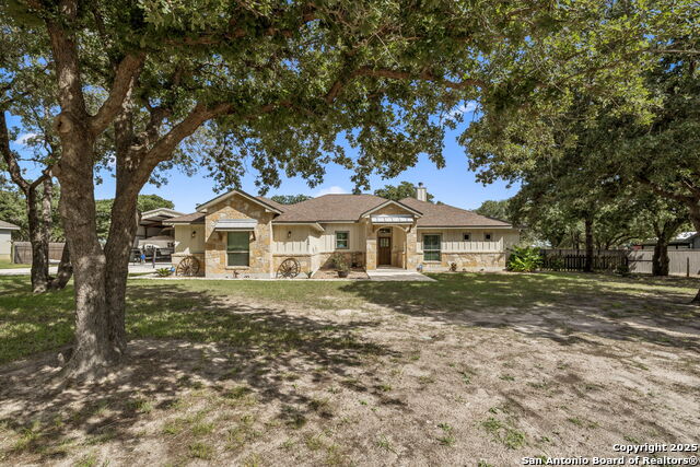 164 Sendera, La Vernia, Texas image 6