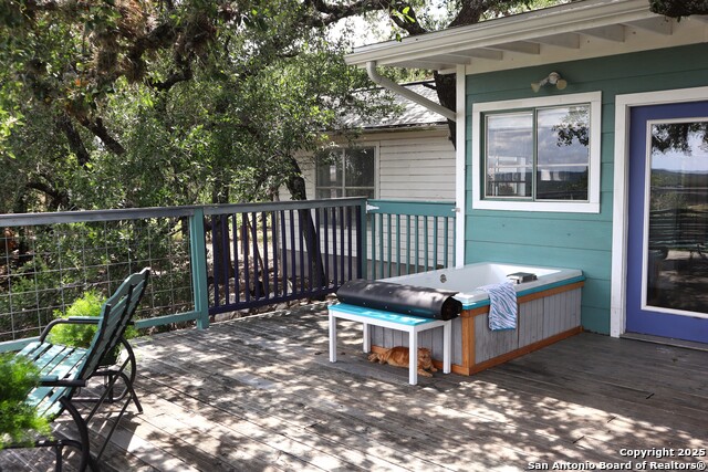 224 Paradise, Lakehills, Texas image 24