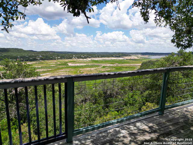 224 Paradise, Lakehills, Texas image 30