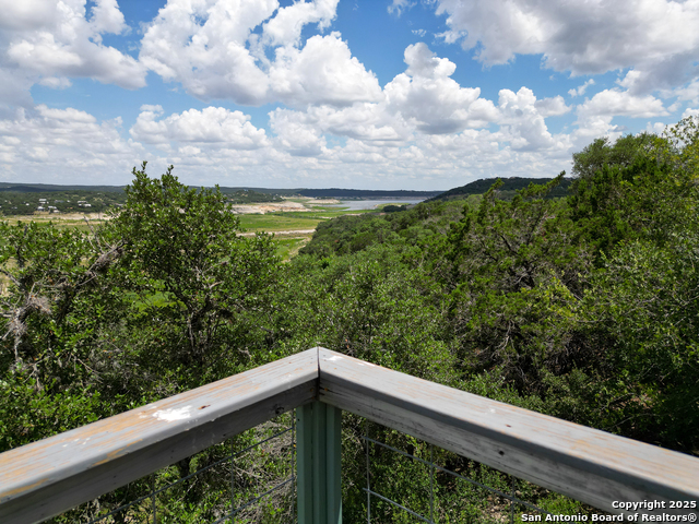 224 Paradise, Lakehills, Texas image 31