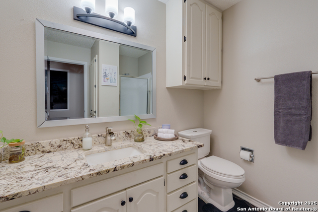 255 Blackjack, La Vernia, Texas image 10