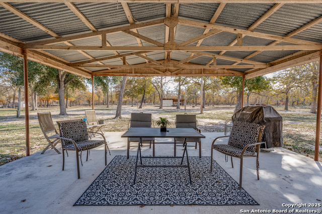 255 Blackjack, La Vernia, Texas image 13