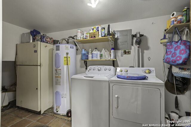 314 Sunset, Lakehills, Texas image 19