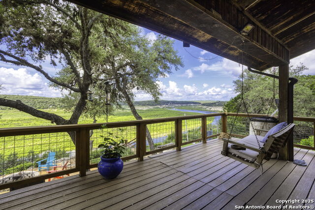 314 Sunset, Lakehills, Texas image 2