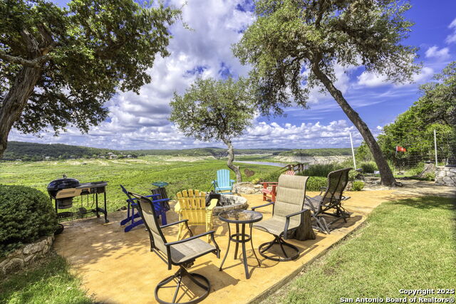 314 Sunset, Lakehills, Texas image 22