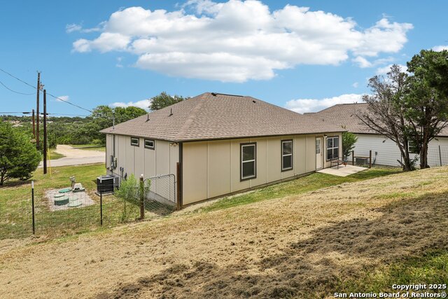 2942 Contour, Spring Branch, Texas image 26
