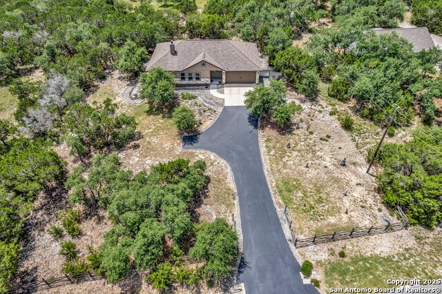 1396 Heritage Hill, Canyon Lake, Texas image 3
