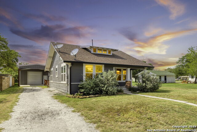 205 E Westmeyer, Poth, Texas image 1