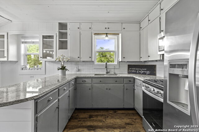 205 E Westmeyer, Poth, Texas image 12