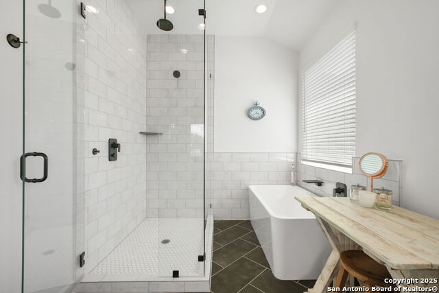 542 Private Road 3702, San Antonio, Texas image 21