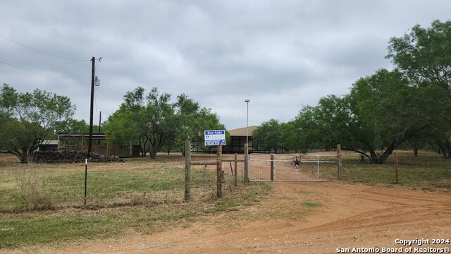 1848 County Road 2557 Unit #4, Moore, Texas image 13