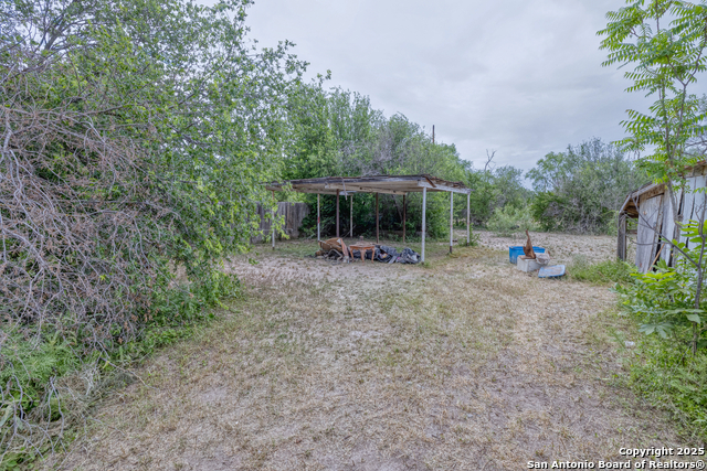 256 Shook, Uvalde, Texas image 4