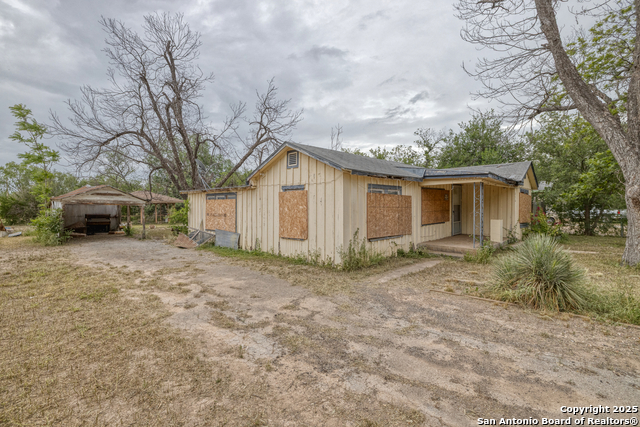 256 Shook, Uvalde, Texas image 8