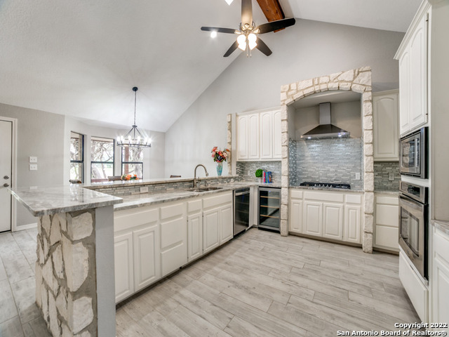 2580 Goat Hill, Lakehills, Texas image 10