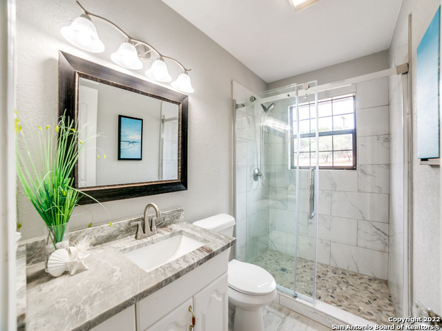 2580 Goat Hill, Lakehills, Texas image 17