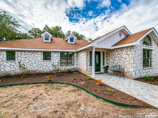2580 Goat Hill, Lakehills, Texas image 3
