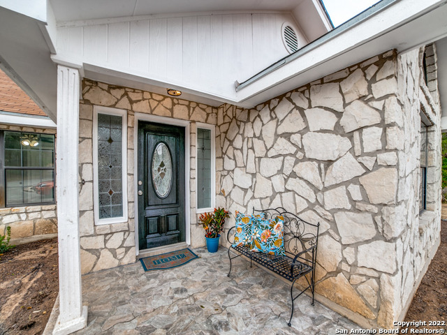 2580 Goat Hill, Lakehills, Texas image 4