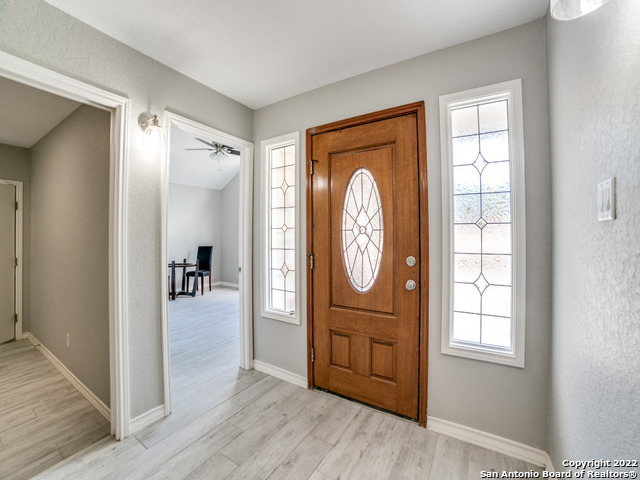 2580 Goat Hill, Lakehills, Texas image 5