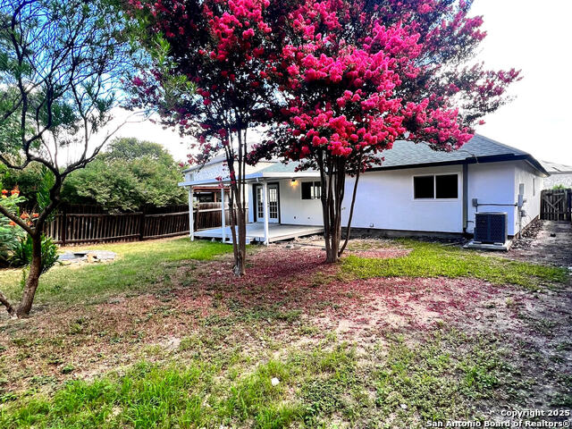 7906 Swindow Circle, Converse, Texas image 14