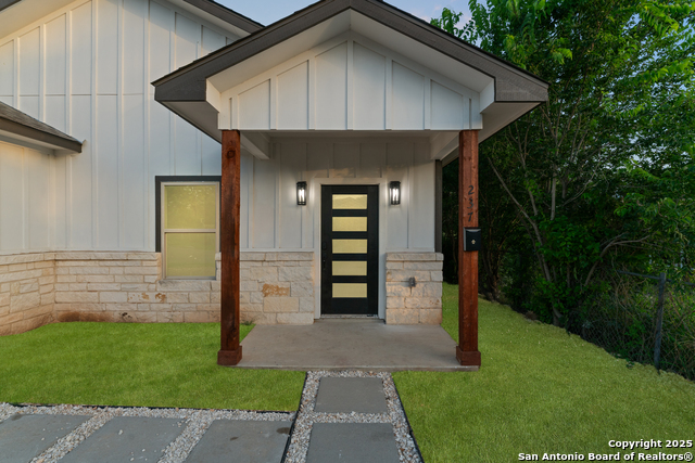 237 Avenue D, Poteet, Texas image 3