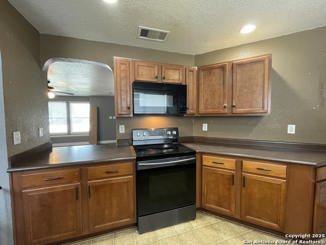 5927 Ironmill, Converse, Texas image 5