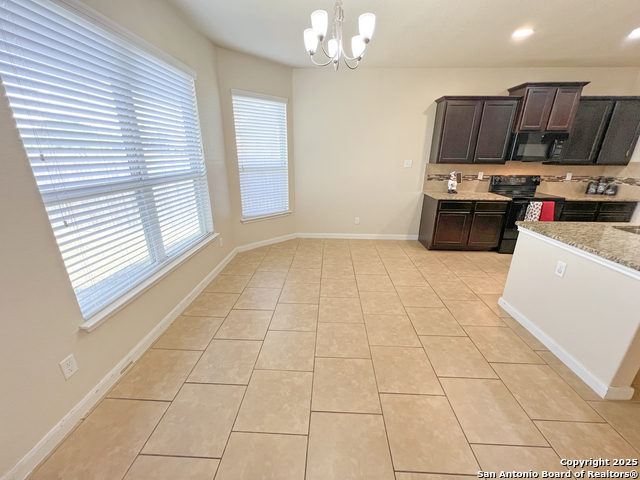 8915 Palmetto Park, Converse, Texas image 14