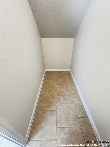 8915 Palmetto Park, Converse, Texas image 21