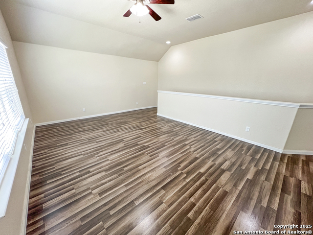 8915 Palmetto Park, Converse, Texas image 24