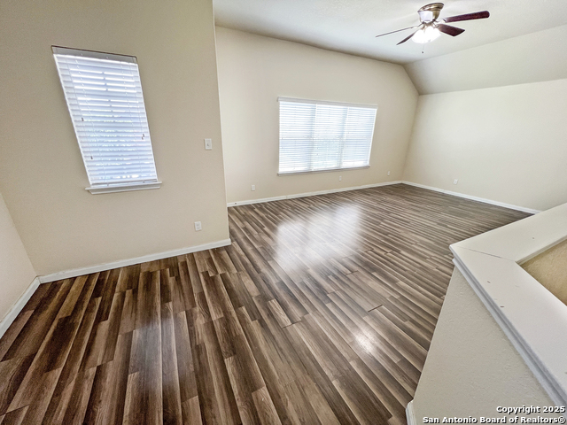 8915 Palmetto Park, Converse, Texas image 25