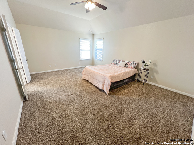 8915 Palmetto Park, Converse, Texas image 38