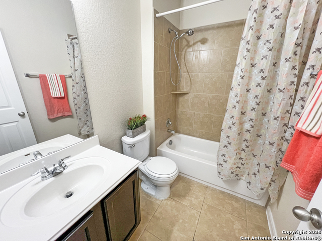8915 Palmetto Park, Converse, Texas image 5