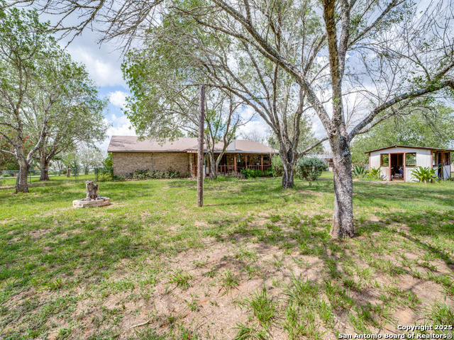 341 Oriente, Pleasanton, Texas image 25