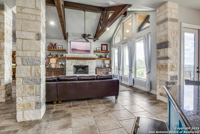 109 Towne View Circle, Boerne, Texas image 12