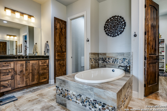 109 Towne View Circle, Boerne, Texas image 23