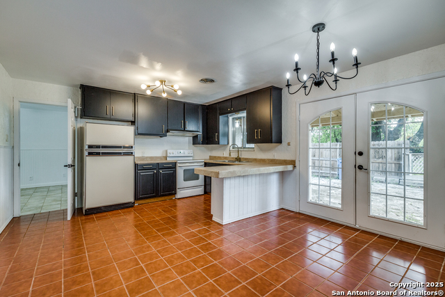 510 Lake, Kerrville, Texas image 4