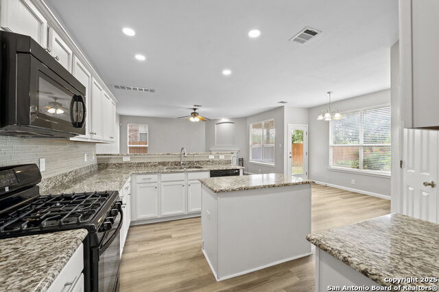 8838 Feather Trl, Helotes, Texas image 13