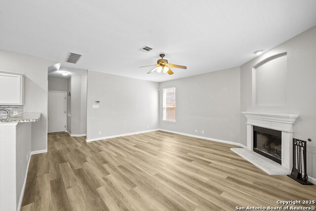8838 Feather Trl, Helotes, Texas image 17