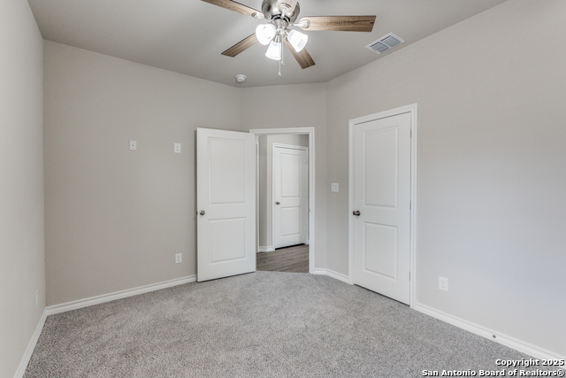 228 W Martindale St, Seguin, Texas image 16
