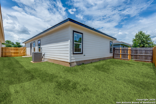 243 Mar Hill, Seguin, Texas image 4