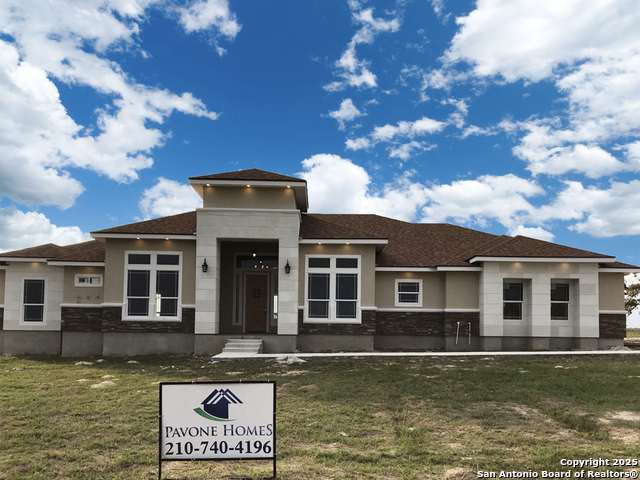 112 Estates Dr, La Vernia, Texas image 1