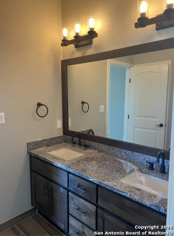 112 Estates Dr, La Vernia, Texas image 10