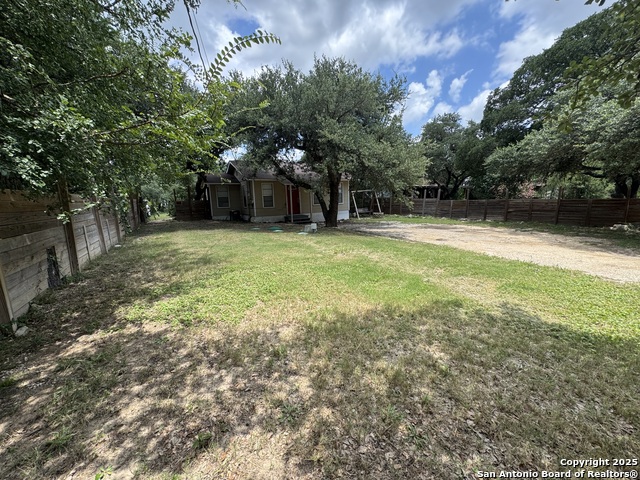 272 Weatherby Dr, Spring Branch, Texas image 2