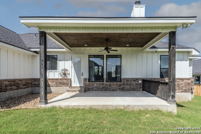 100 N Mahogany Path, La Vernia, Texas image 28