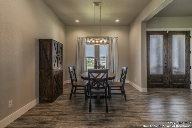 100 N Mahogany Path, La Vernia, Texas image 4