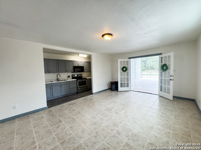 205 Navarra, Brackettville, Texas image 6