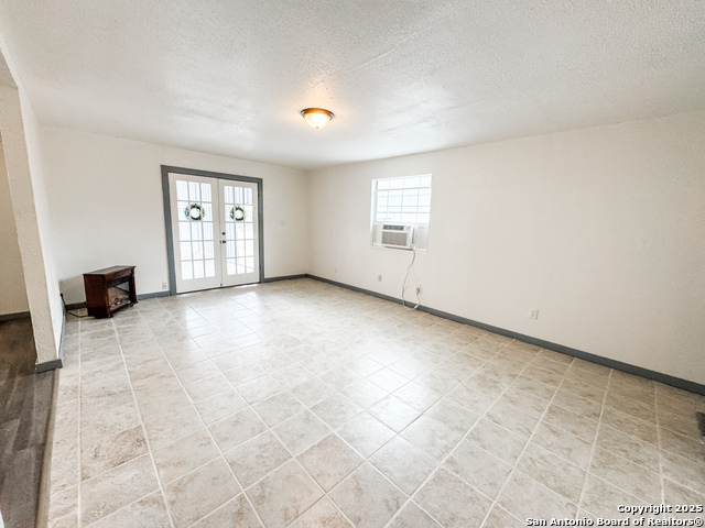 205 Navarra, Brackettville, Texas image 8